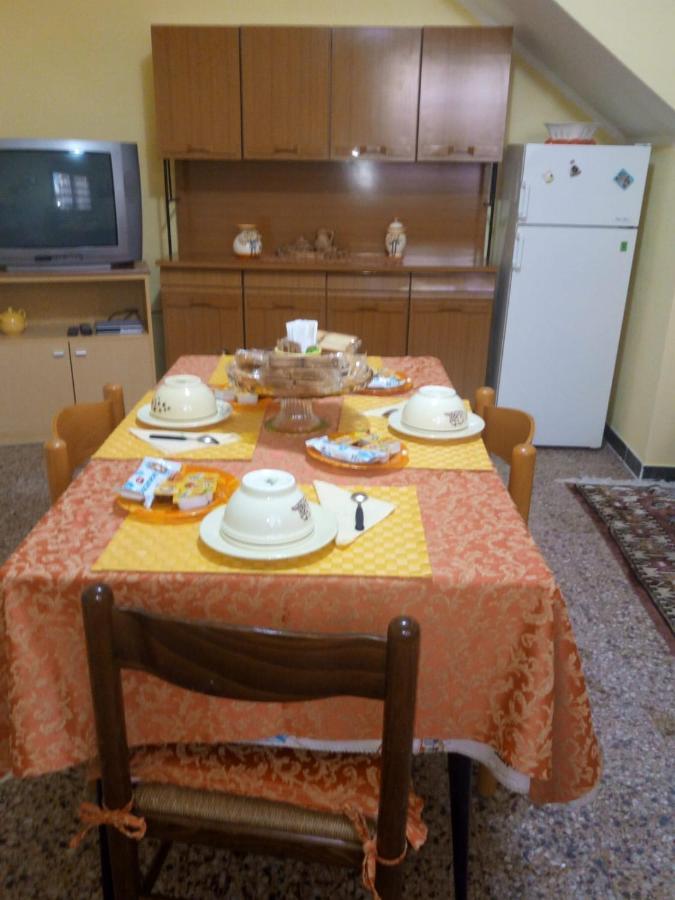 구스피니 L'Agrifoglio Di Emy B&B 외부 사진